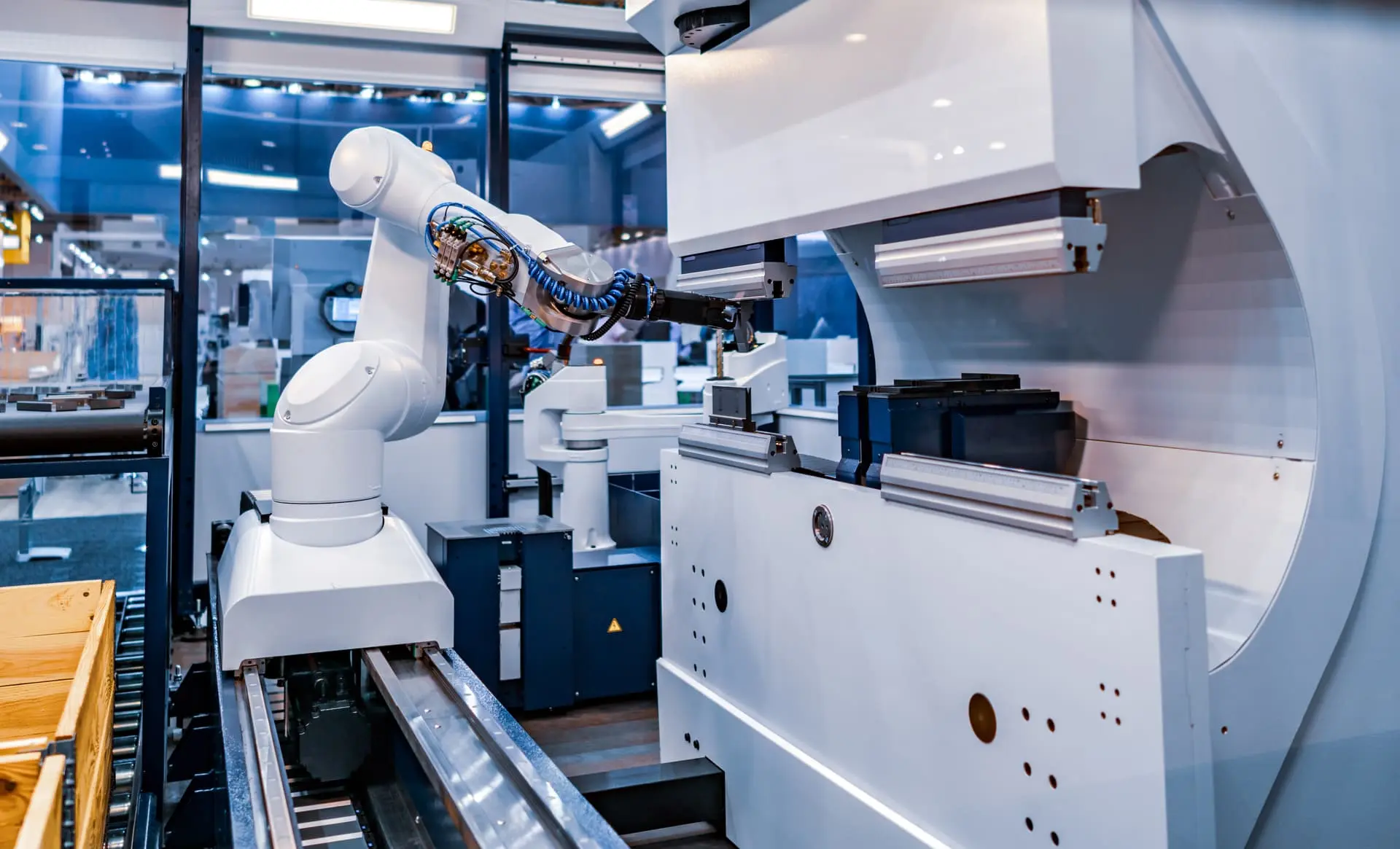 Gantry Robot vs Robot Arm: Which One Should You Choose?